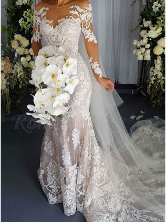 white long sleeve lace wedding dress