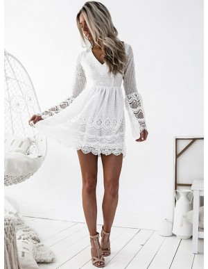 A-Line V-Neck Long Sleeves Criss-Cross Straps White Lace Prom/Homecoming Dress